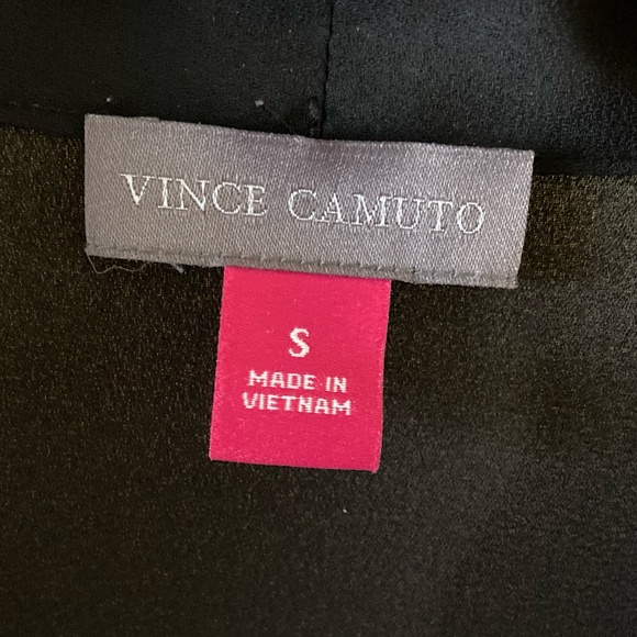 Vince Camuto Black Sleeveless V-Neck Top - Women's Small - Picture 3 of 6